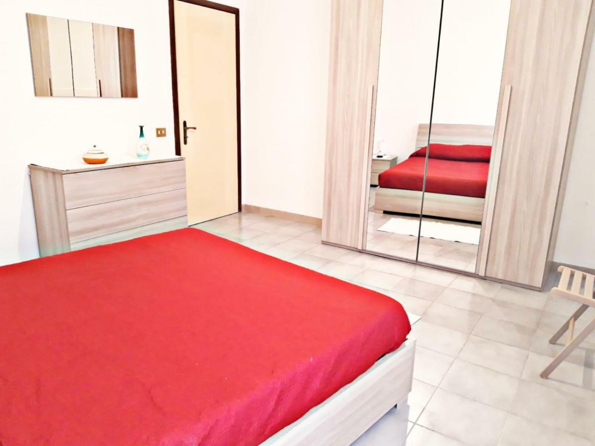 Red House Villa Càbras Dış mekan fotoğraf