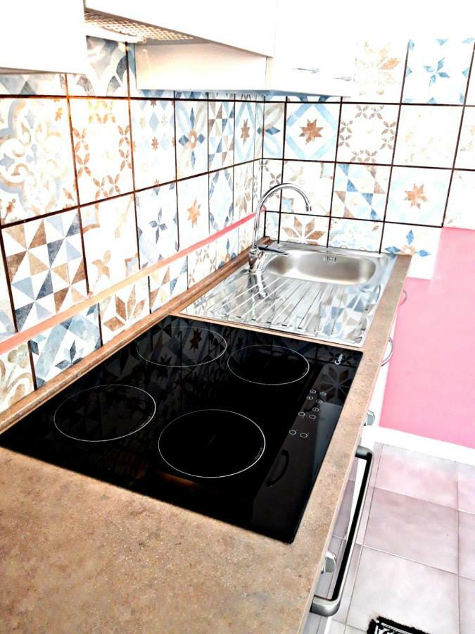 Red House Villa Càbras Dış mekan fotoğraf