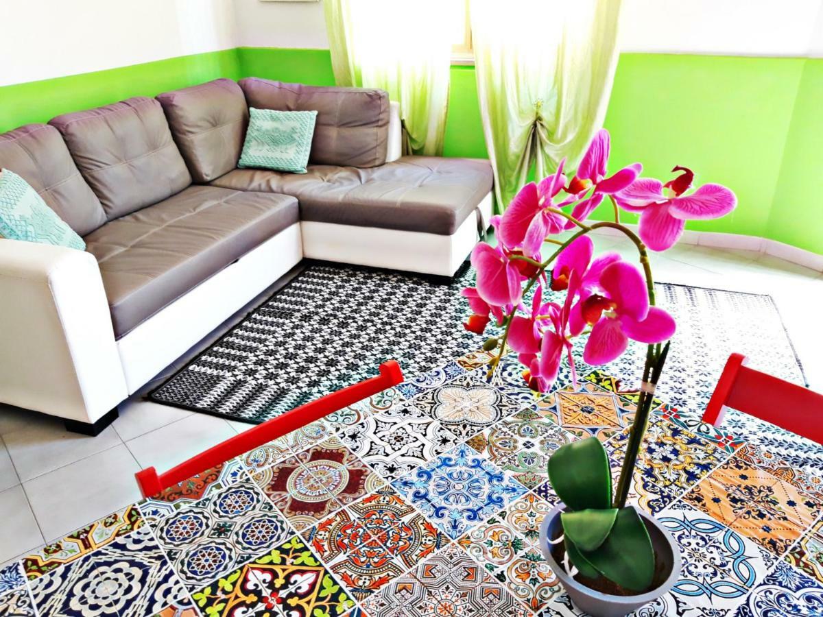 Red House Villa Càbras Dış mekan fotoğraf